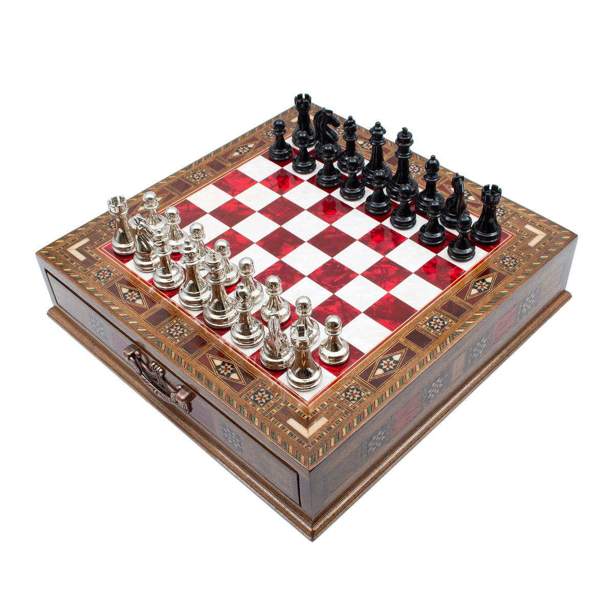 Handgefertigtes Schachspiel aus Holz – Schach spielen in Basel | Schachatelier