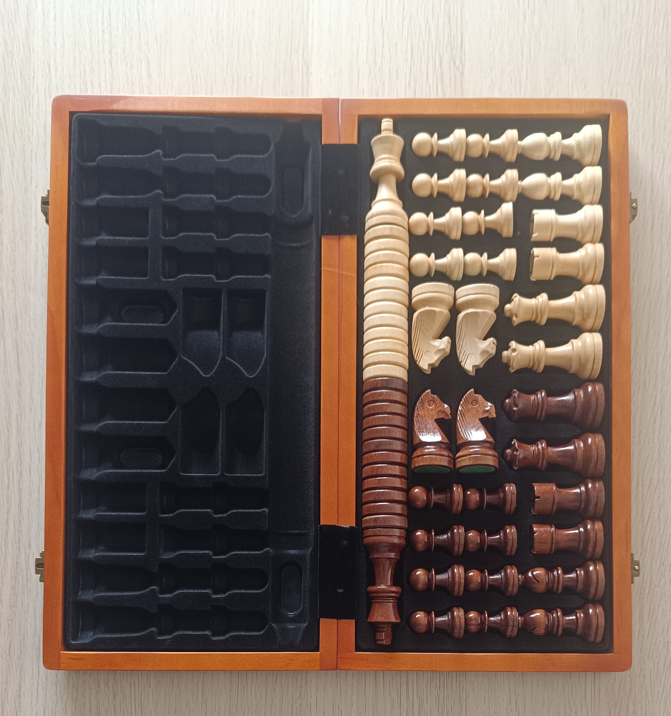 Magnetic Foldable Wood Chess & Checkers Set – 2-in-1, 38 cm, Personalizable