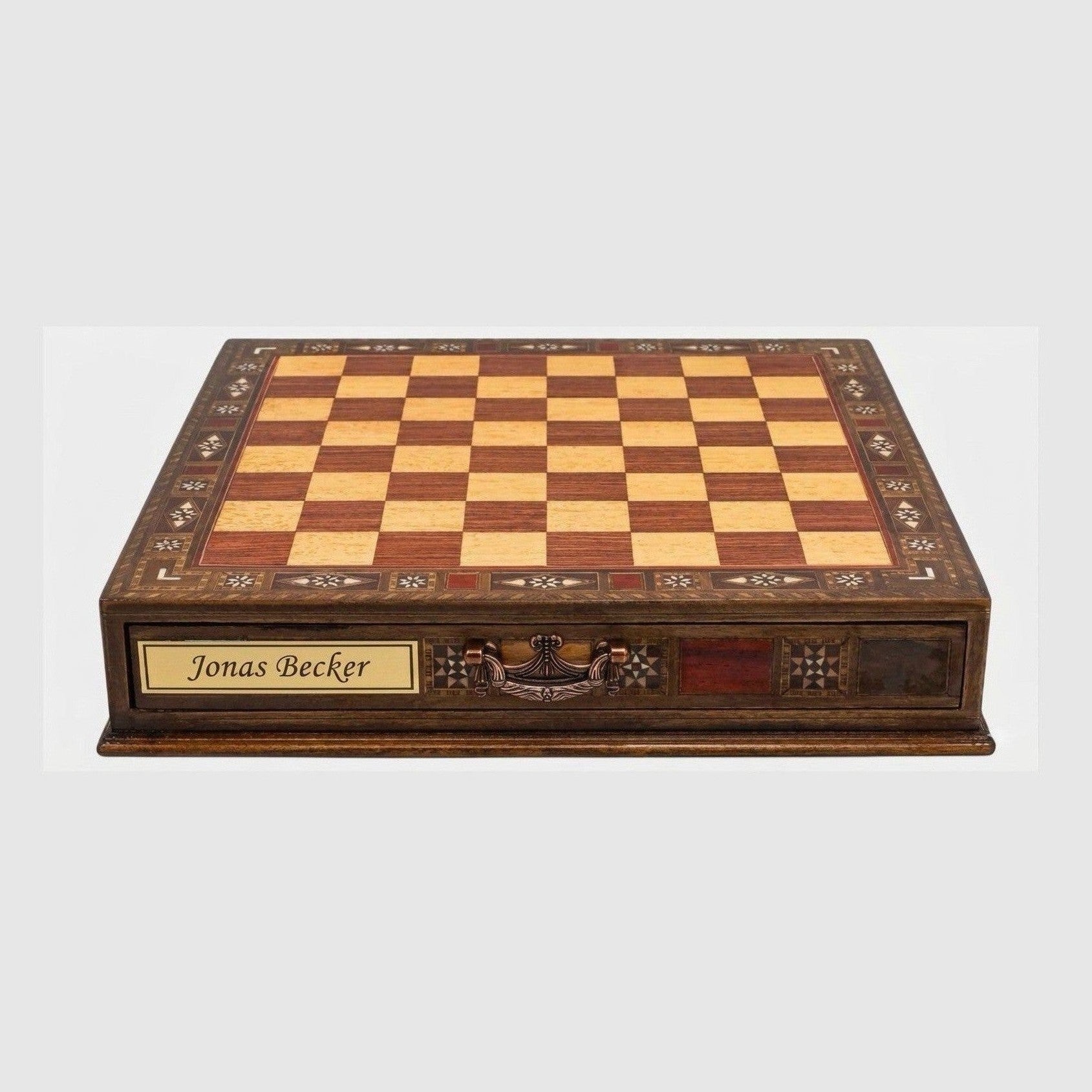 Customizable chess set with individual laser name engraving – Chess workshop